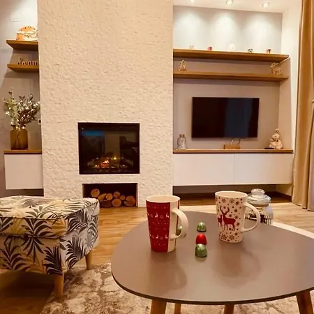 Apartment Pinewood *