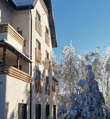 Lejlighed Pinewood *